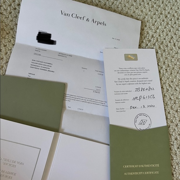 *sold*Van Cleef & Arpels Vintage Alhambra Ring 18K Yellow Gold - Picture 9 of 9